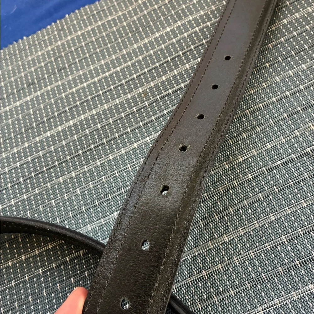 Tommy Hilfiger Men’s Black Leather Belt with Silver Buckle (M 30-32)